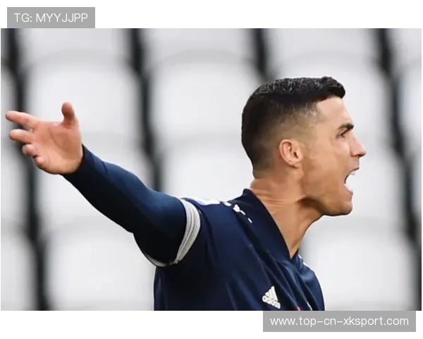 佩德里禁区内摆脱转身抽射干脆利落